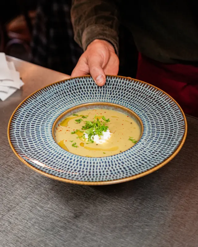 Asparagus velouté, poached egg